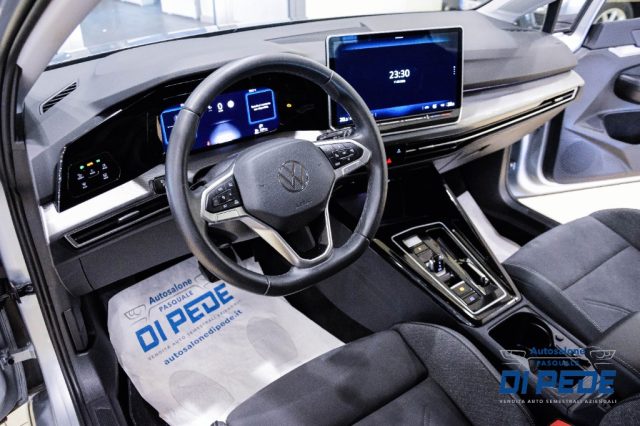 VOLKSWAGEN Golf usata, con USB