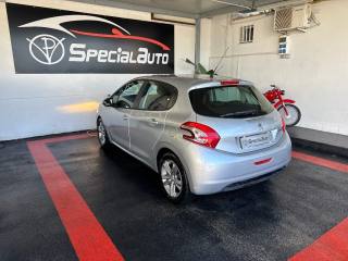 PEUGEOT 208 usata, con Airbag Passeggero