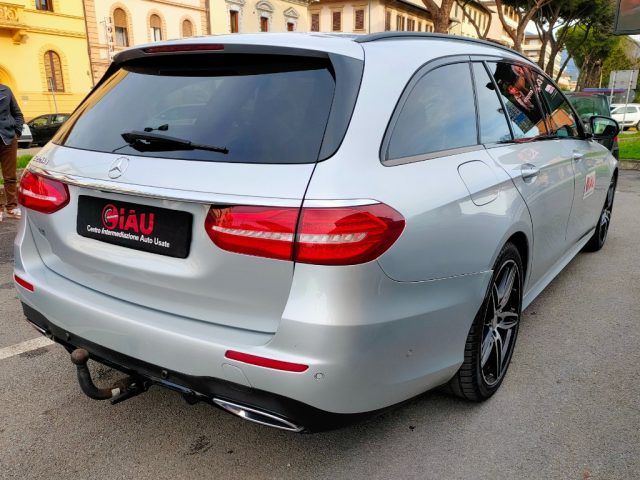 MERCEDES-BENZ E 220 usata, con Cerchi in lega
