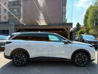 PEUGEOT 5008 usata, con Autoradio