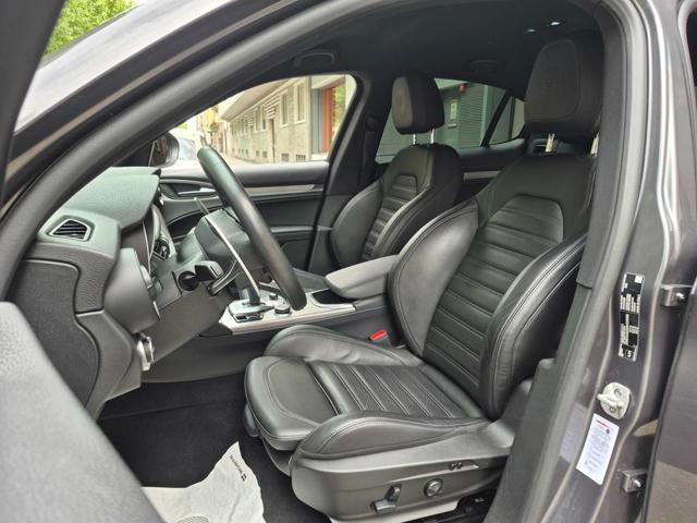 ALFA ROMEO Stelvio usata, con Volante in pelle