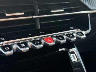 PEUGEOT 208 usata, con Fari LED
