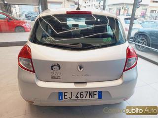 RENAULT Clio usata, con Autoradio