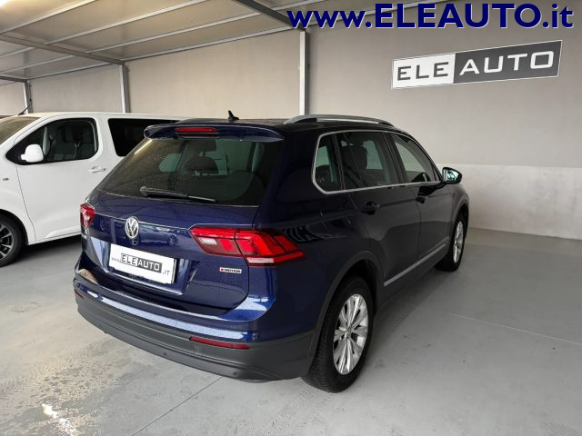 VOLKSWAGEN Tiguan usata, con Autoradio