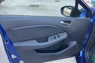 RENAULT Clio usata, con Sedile posteriore sdoppiato