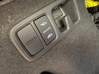 AUDI Q8 usata, con Specchietti laterali elettrici