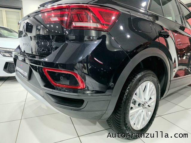 VOLKSWAGEN T-Roc usata, con MP3
