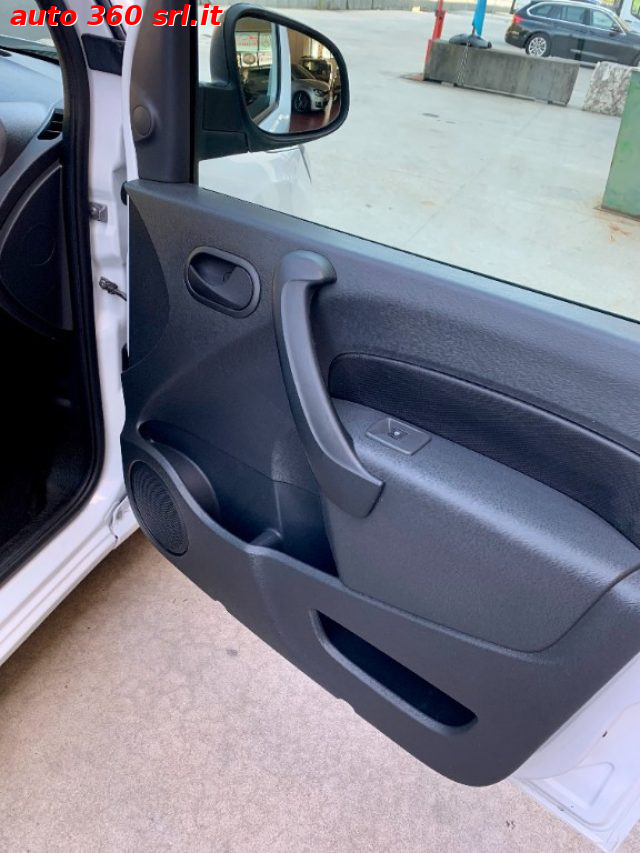 MERCEDES-BENZ Citan usata, con Bracciolo