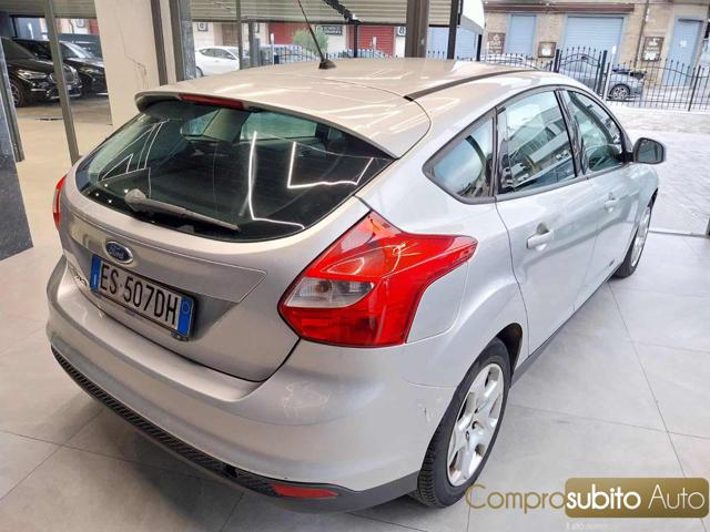 FORD Focus usata, con Autoradio