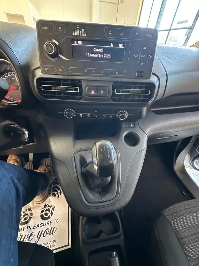 OPEL Combo Life usata, con Park Distance Control