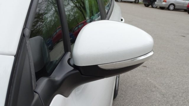 PEUGEOT 208 usata, con Vivavoce