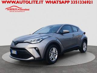 TOYOTA C-HR 1.8 Hybrid E-CVT Business