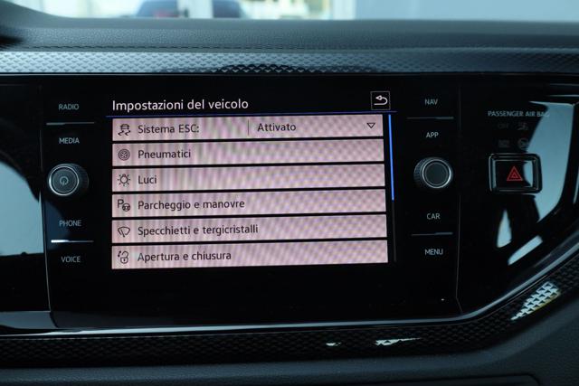 VOLKSWAGEN Taigo usata, con Frenata d
