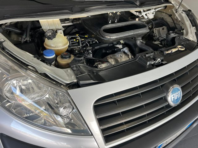 FIAT Scudo usata, con Sedile posteriore sdoppiato