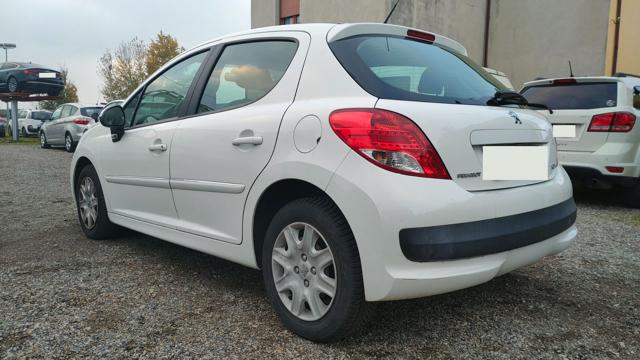 PEUGEOT 207 usata, con Alzacristalli elettrici