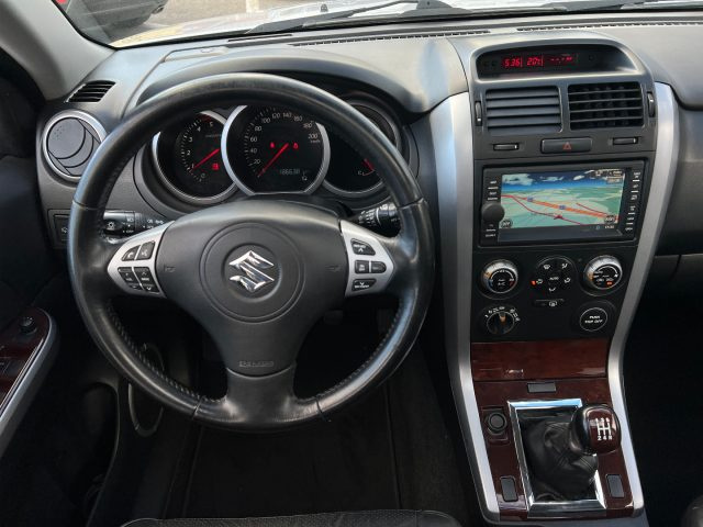 SUZUKI Grand Vitara usata, con Autoradio
