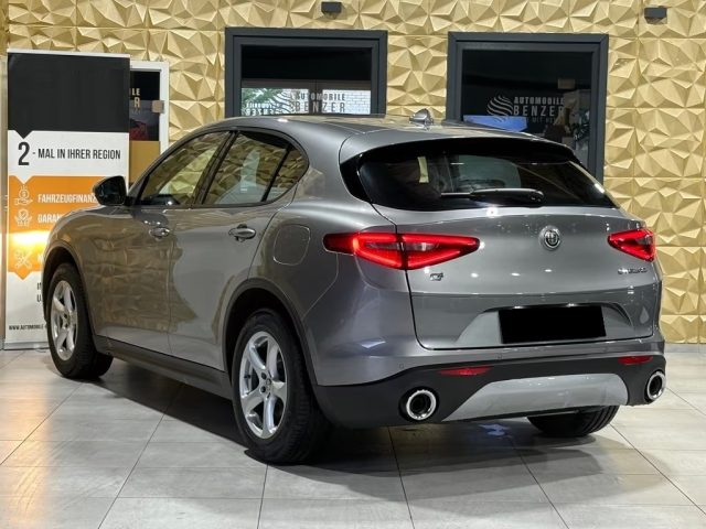 ALFA ROMEO Stelvio usata, con Alzacristalli elettrici