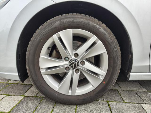 VOLKSWAGEN Golf usata, con Park Distance Control