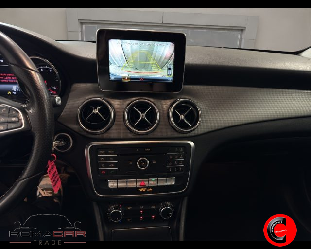 MERCEDES-BENZ GLA 180 usata, con Bracciolo