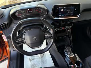 PEUGEOT 2008 usata, con Autoradio