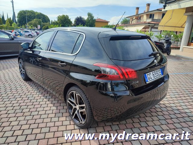 PEUGEOT 308 usata, con Cerchi in lega