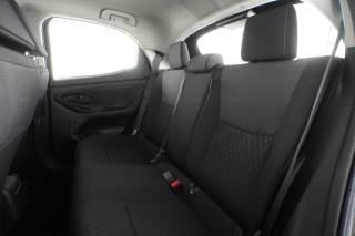 TOYOTA Yaris usata 9