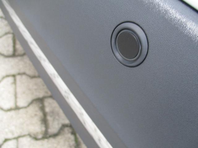 MERCEDES-BENZ GLA 200 usata, con Touch screen