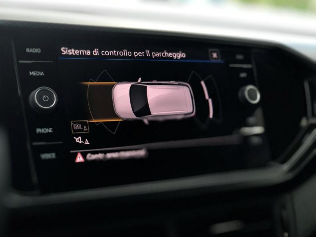 VOLKSWAGEN T-Cross usata, con Sensori di parcheggio anteriori