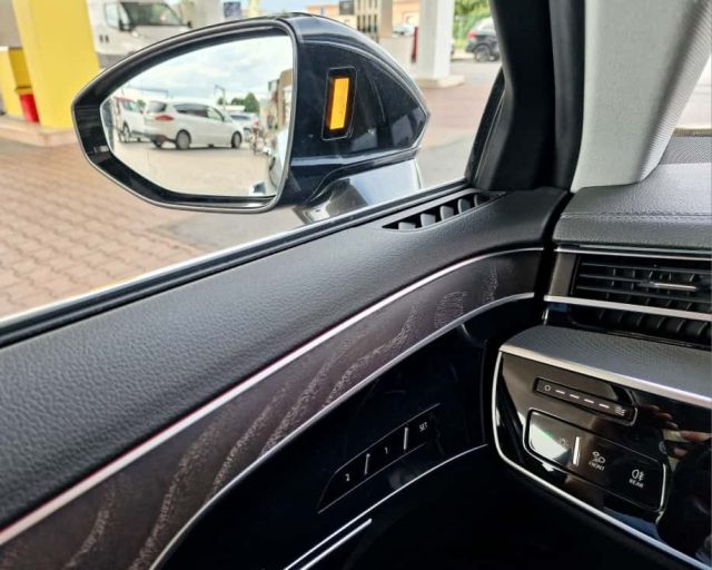 AUDI A8 usata, con ESP