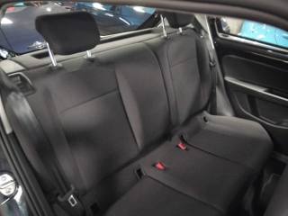 VOLKSWAGEN up! usata, con ESP