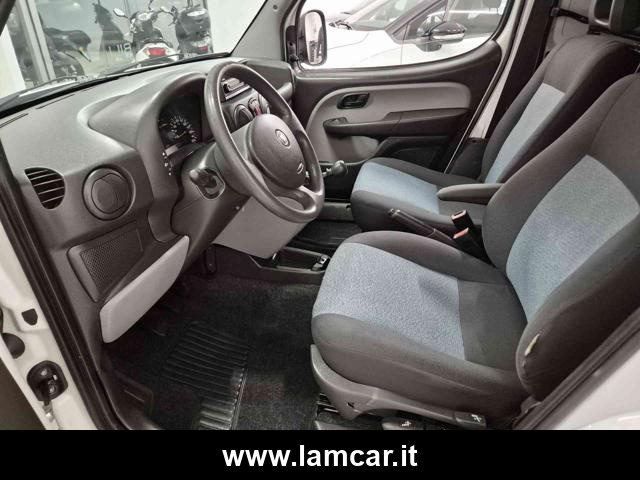 FIAT Doblo usata 13