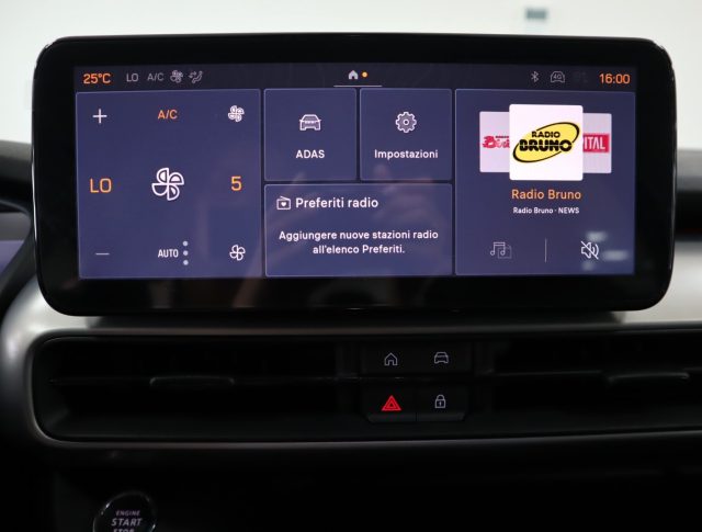 JEEP Avenger usata, con Autoradio digitale