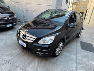 MERCEDES-BENZ B 180 usata, con Airbag laterali