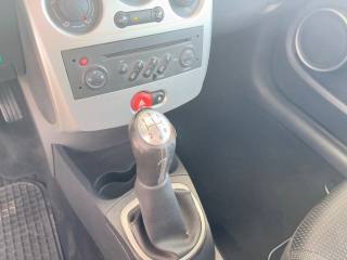 RENAULT Clio usata, con Servosterzo