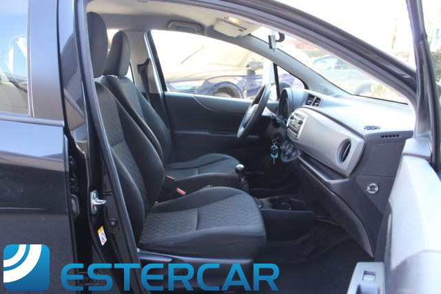 TOYOTA Yaris usata, con ESP