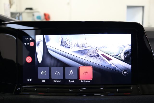 VOLKSWAGEN Golf usata, con Servosterzo