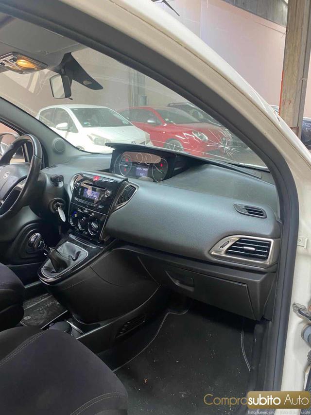 LANCIA Ypsilon usata 31
