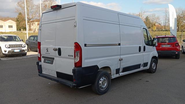 PEUGEOT Boxer usata, con Vivavoce