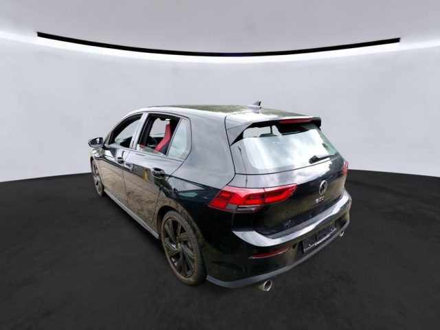 VOLKSWAGEN Golf usata, con Airbag laterali