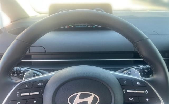 HYUNDAI Staria usata, con Autoradio