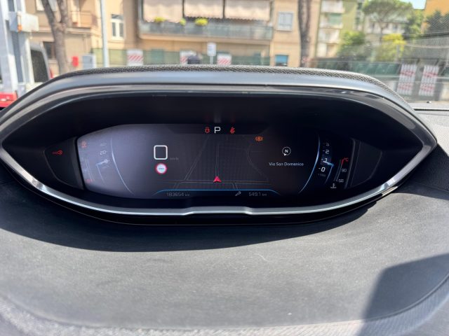 PEUGEOT 3008 usata, con Cruise Control