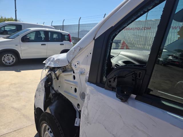 OPEL Combo usata 19