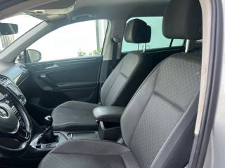 VOLKSWAGEN Tiguan usata, con USB