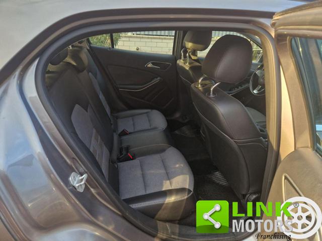 MERCEDES-BENZ GLA 200 usata, con Volante in pelle