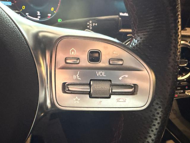 MERCEDES-BENZ A 180 usata, con Touch screen