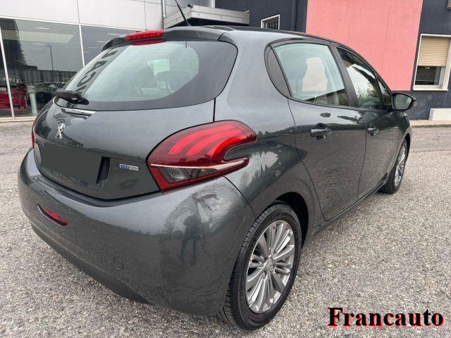 PEUGEOT 208 usata, con Airbag laterali