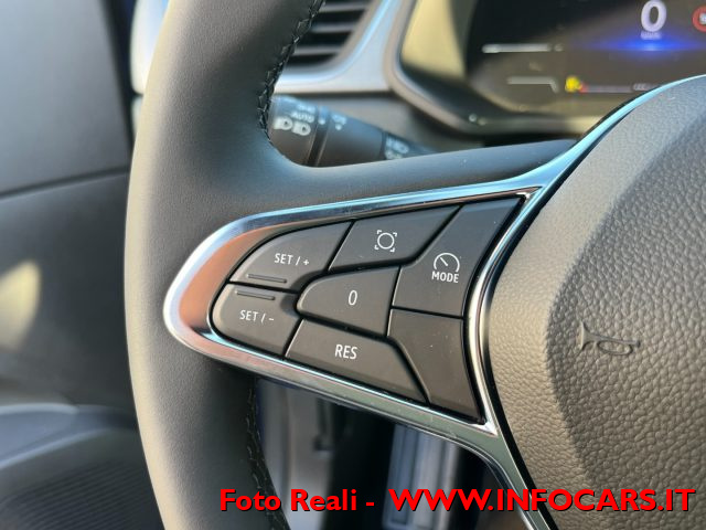 RENAULT Captur usata, con Fari LED