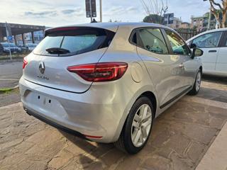 RENAULT Clio usata, con Autoradio