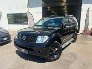 NISSAN Pathfinder 2.5 dCi LE Platinum