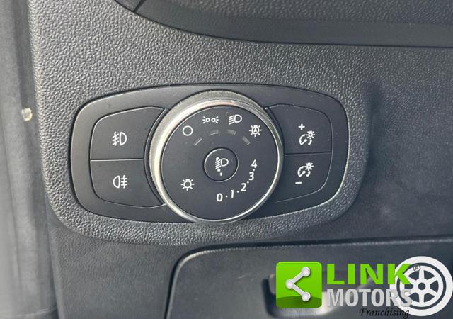 FORD Fiesta usata, con Touch screen